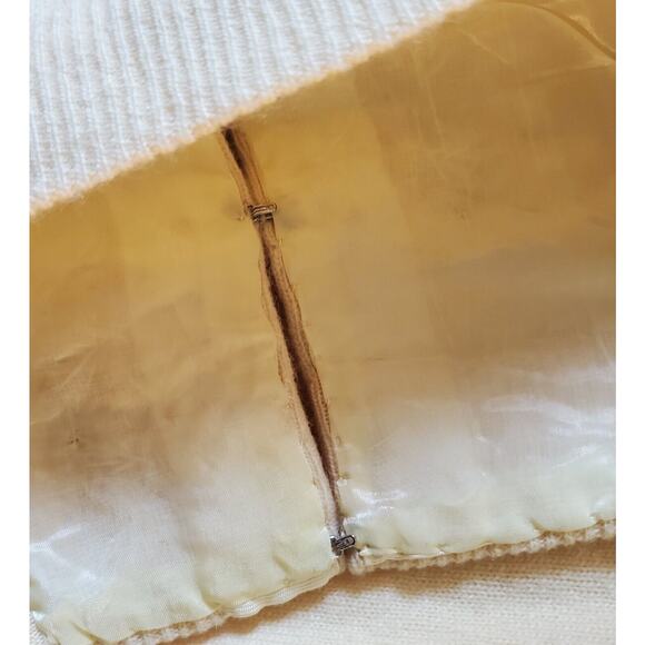 Peters By Harilela's Size 38 Yellow Beaded Cashmere Vintage Cardigan Sweater - Picture 11 of 12